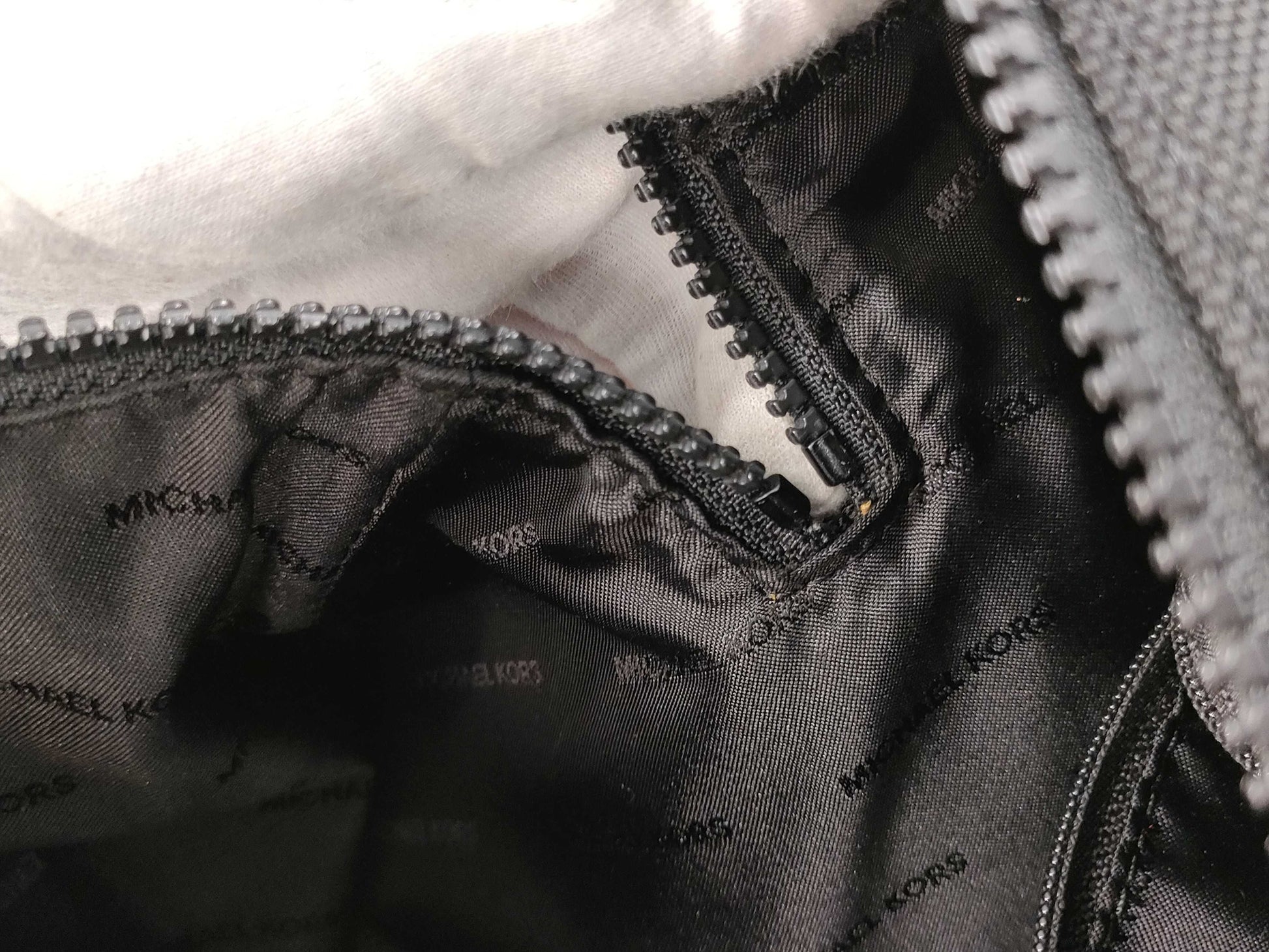 Michael Kors Nylon Boston Bag with ST, Black, Excellent Condition