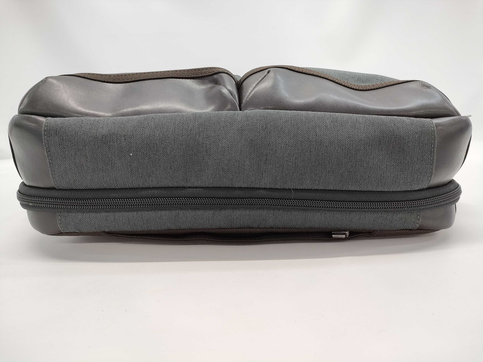 TUMI Business 2-Way Bag Business Bag