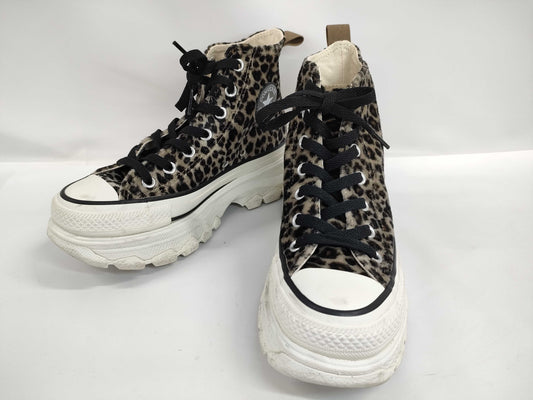 Converse Trek Wave Sneakers