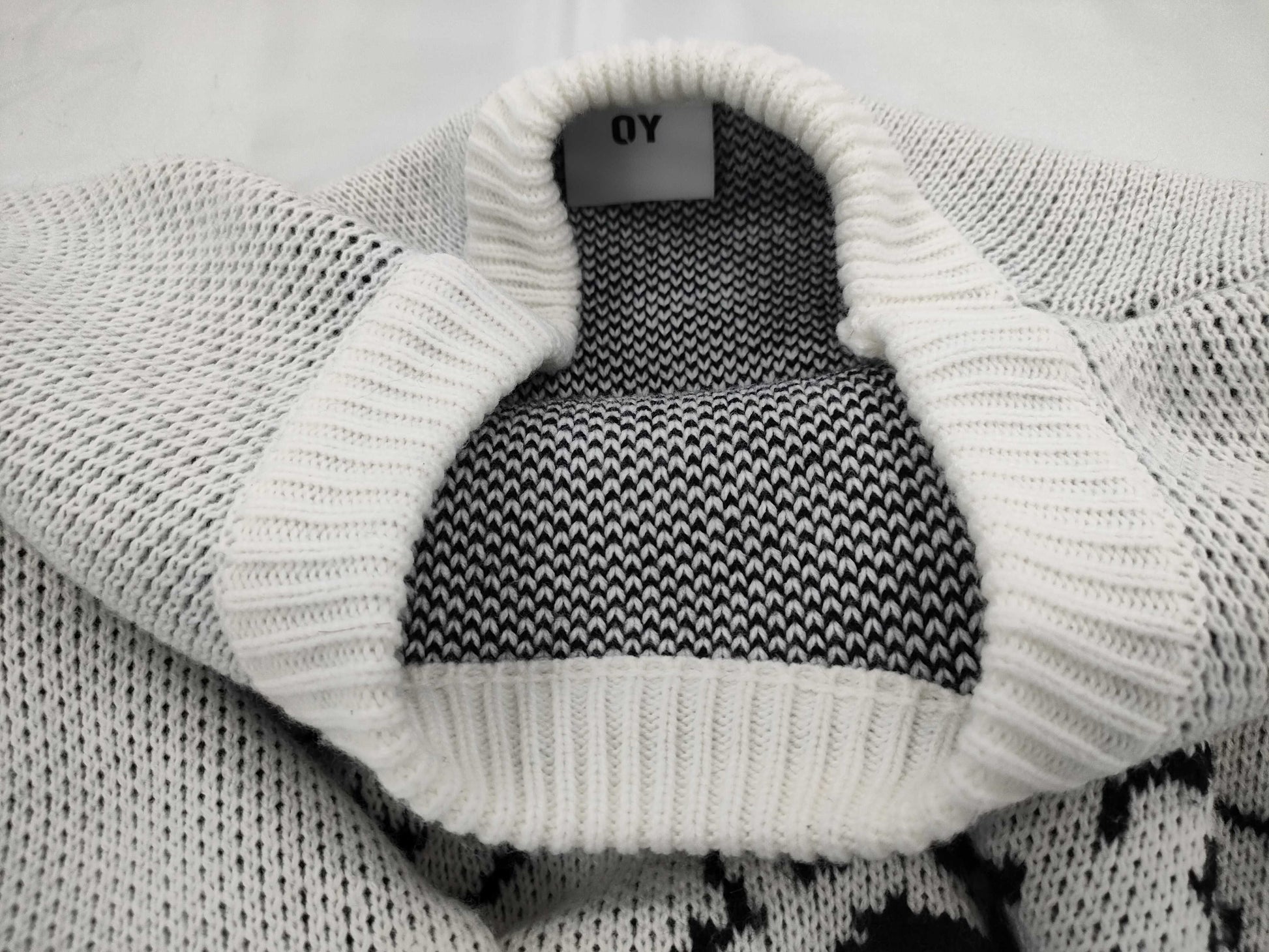 OY Knitted Bear Top
