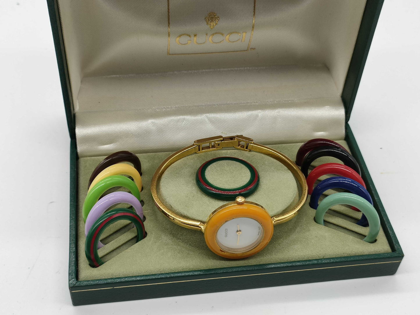 GUCCI Change Bezel 11/12.2 Women's Watch