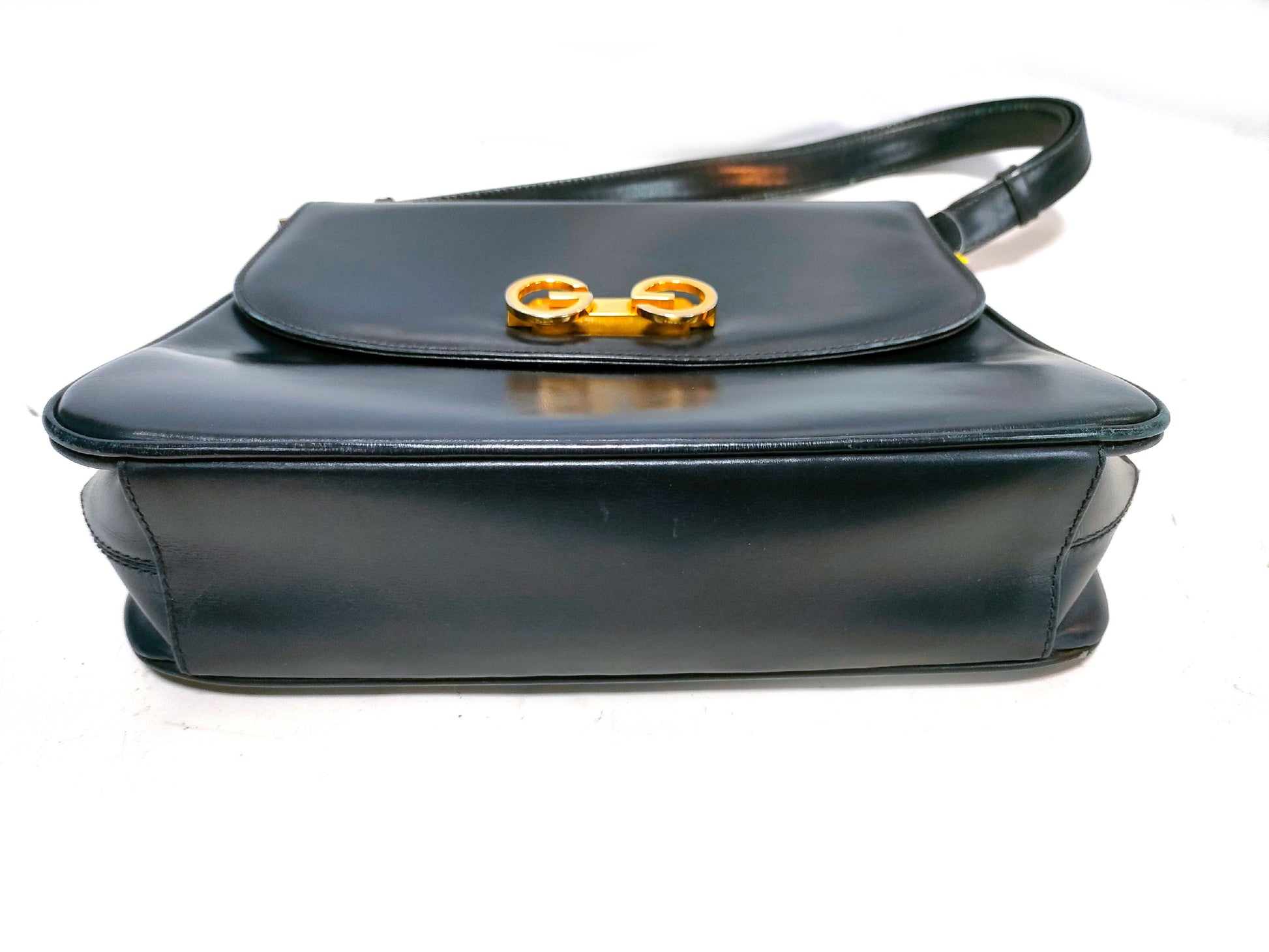 GUCCI Leather GG Metal One-Shoulder Shoulder Bag