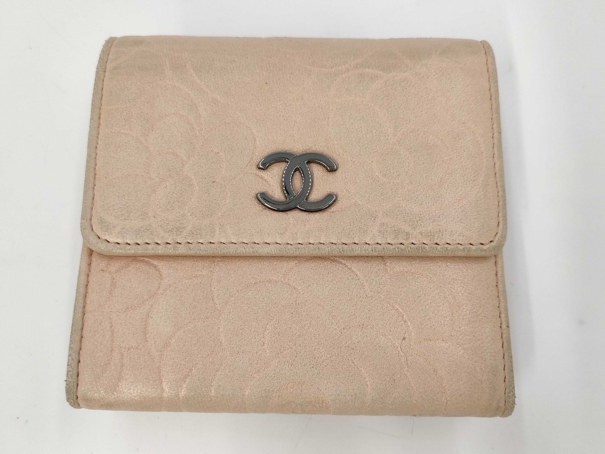 CHANEL Camellia Leather Bifold Wallet 13324695 with Box