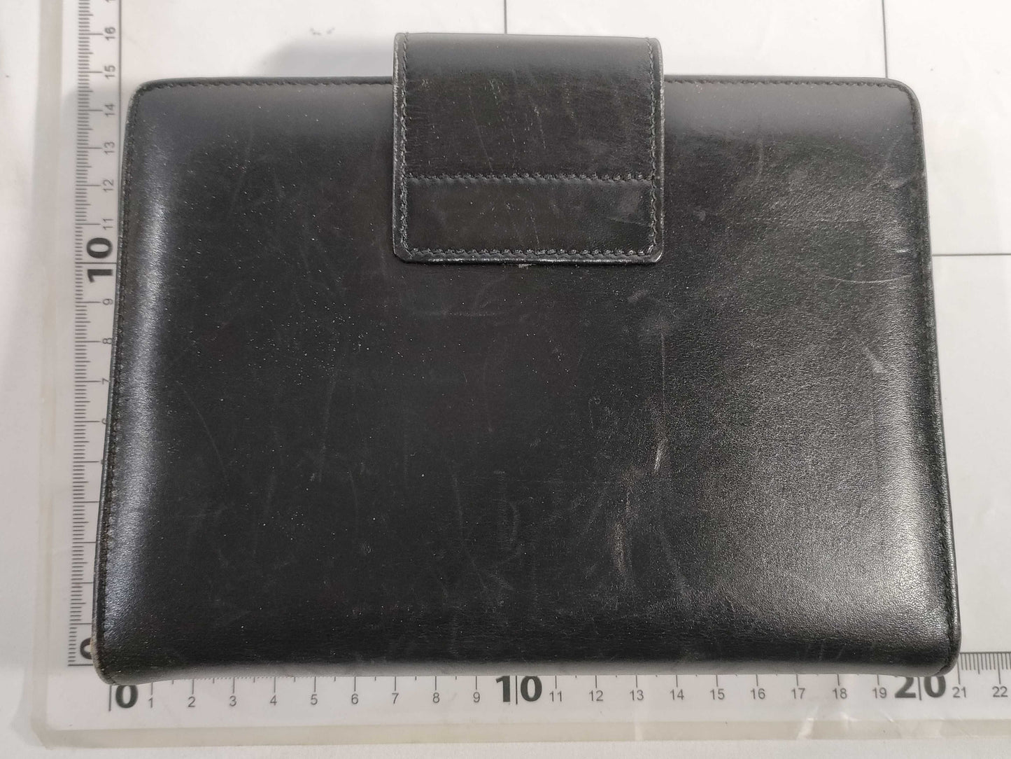 GUCCI Hunting World Wallets/Planner Covers and Other Wallets