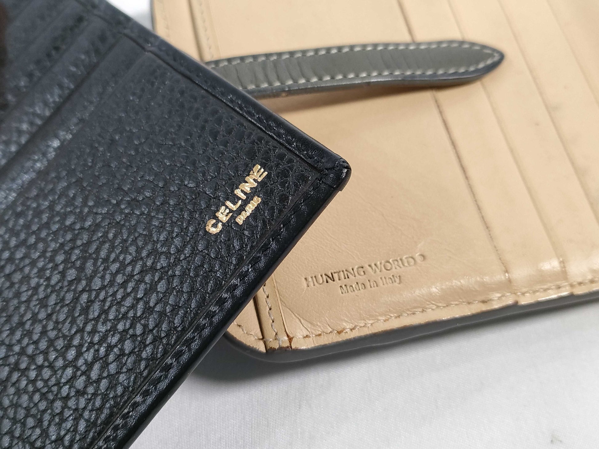 GUCCI Hunting World Wallets/Planner Covers and Other Wallets