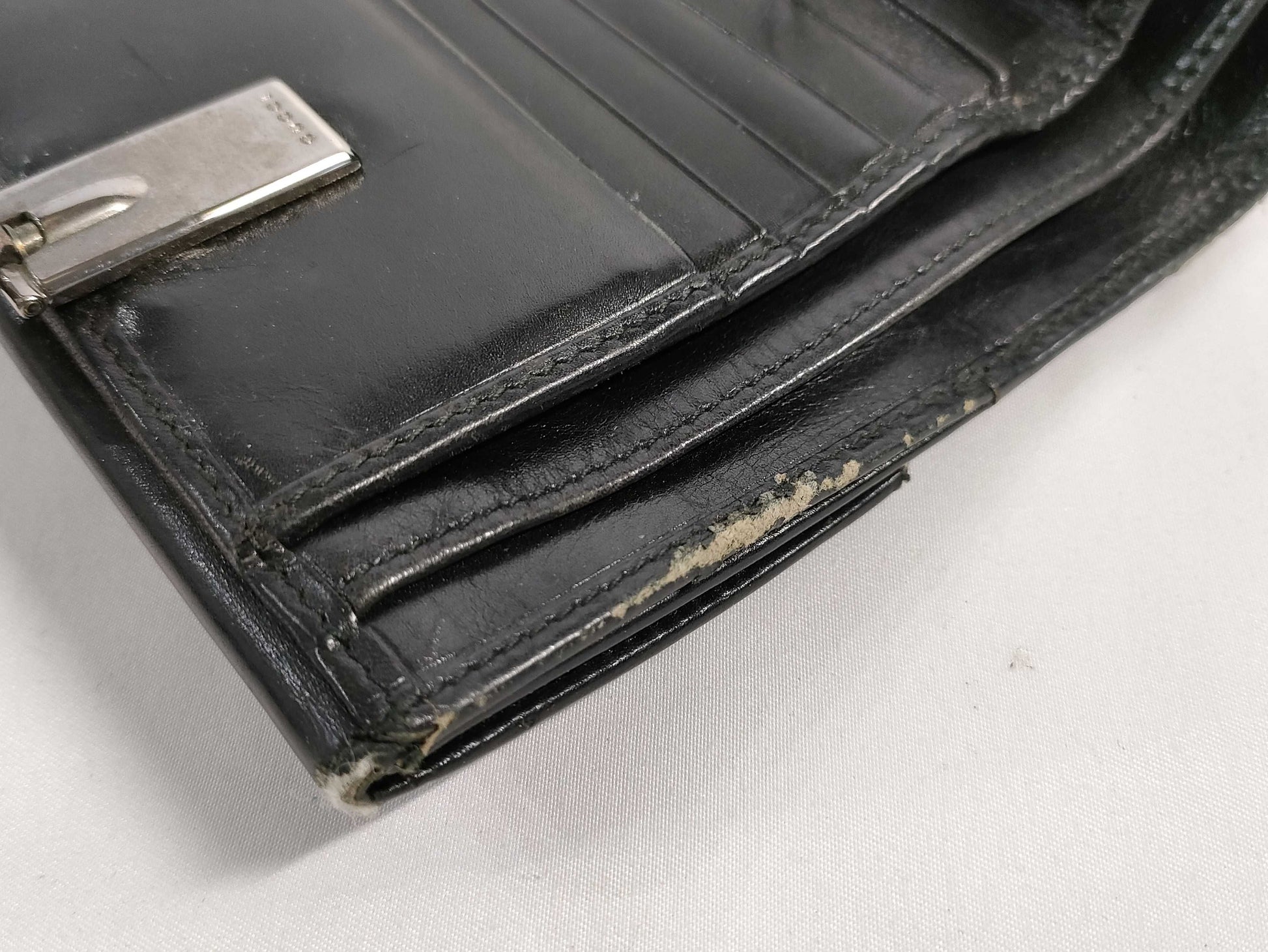 GUCCI Hunting World Wallets/Planner Covers and Other Wallets