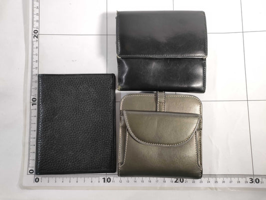 GUCCI Hunting World Wallets/Planner Covers and Other Wallets