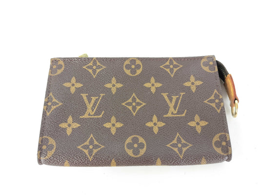 LOUIS VUITTON V*1918 Monogram Bucket Pouch