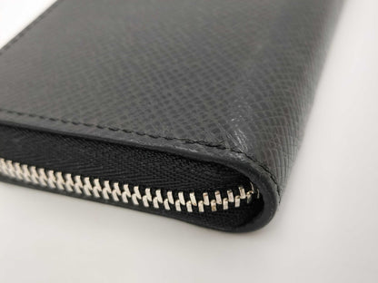 LOUIS VUITTON Taiga M30511 Coin Purse