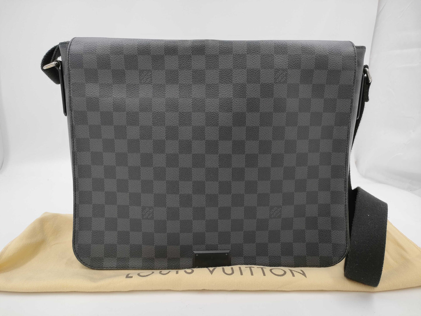 LOUIS VUITTON Damier Graphite N58029 Daniel MM Shoulder Bag