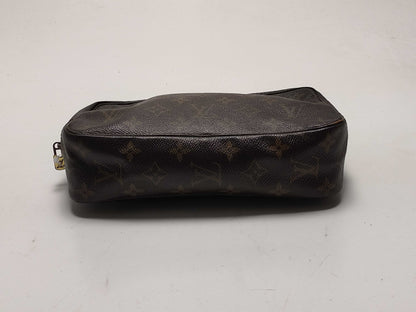 LOUIS VUITTON Monogram Truest Wallet Second Bag