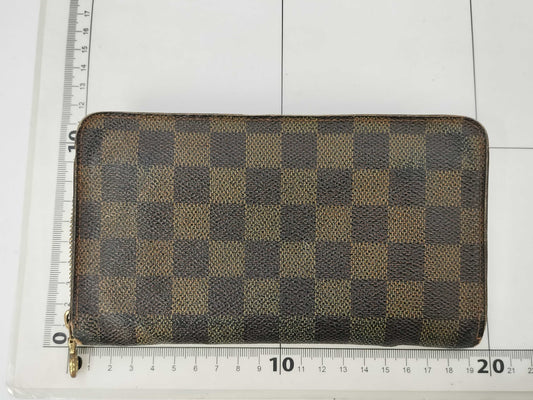 LOUIS VUITTON Damier Porte Monne Zip Pouch
