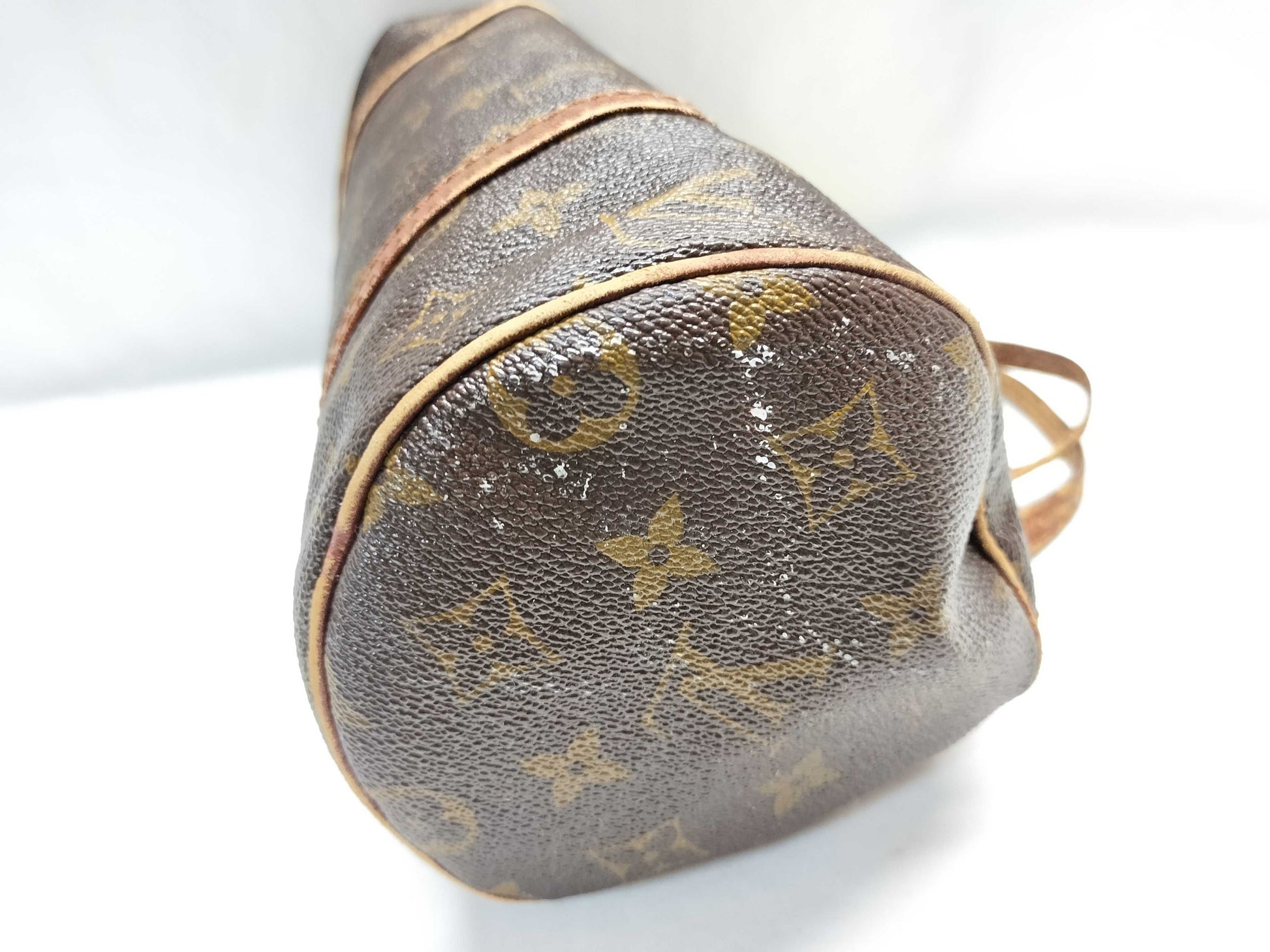 LOUIS VUITTON Monogram Papillon 26 Handbag 