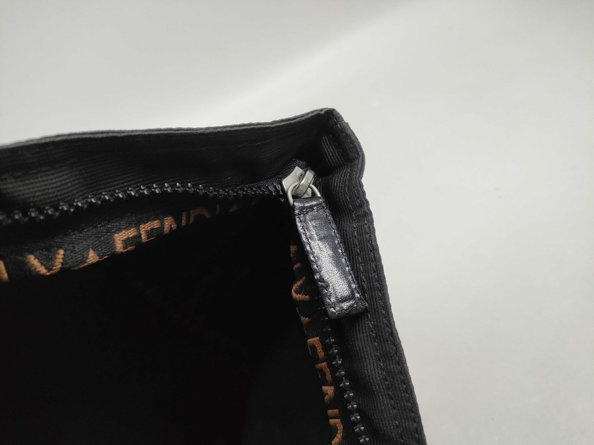 FENDI 2305 26488 handbag