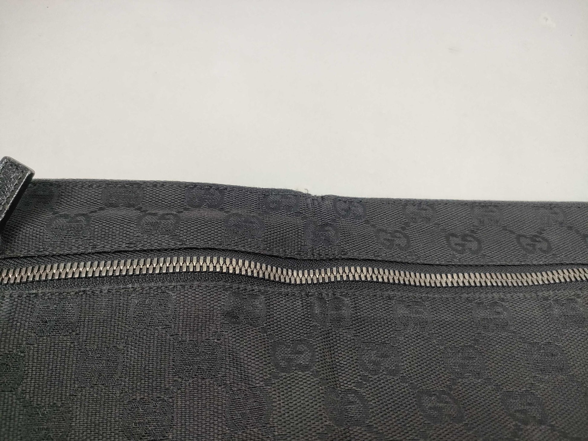 GUCCI GG Canvas 28566 Body Bag Black Shoulder Bag