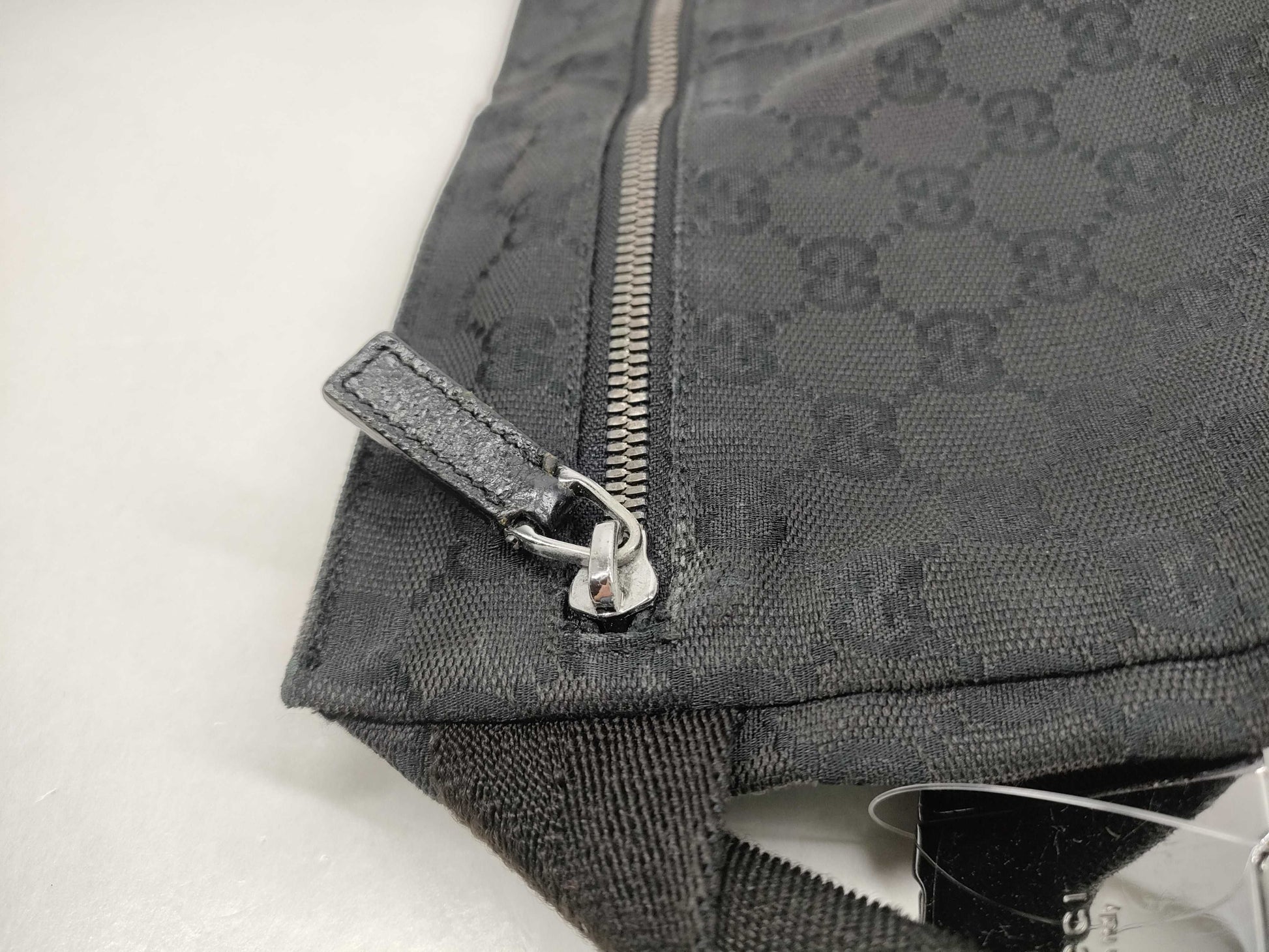 GUCCI GG Canvas 28566 Body Bag Black Shoulder Bag
