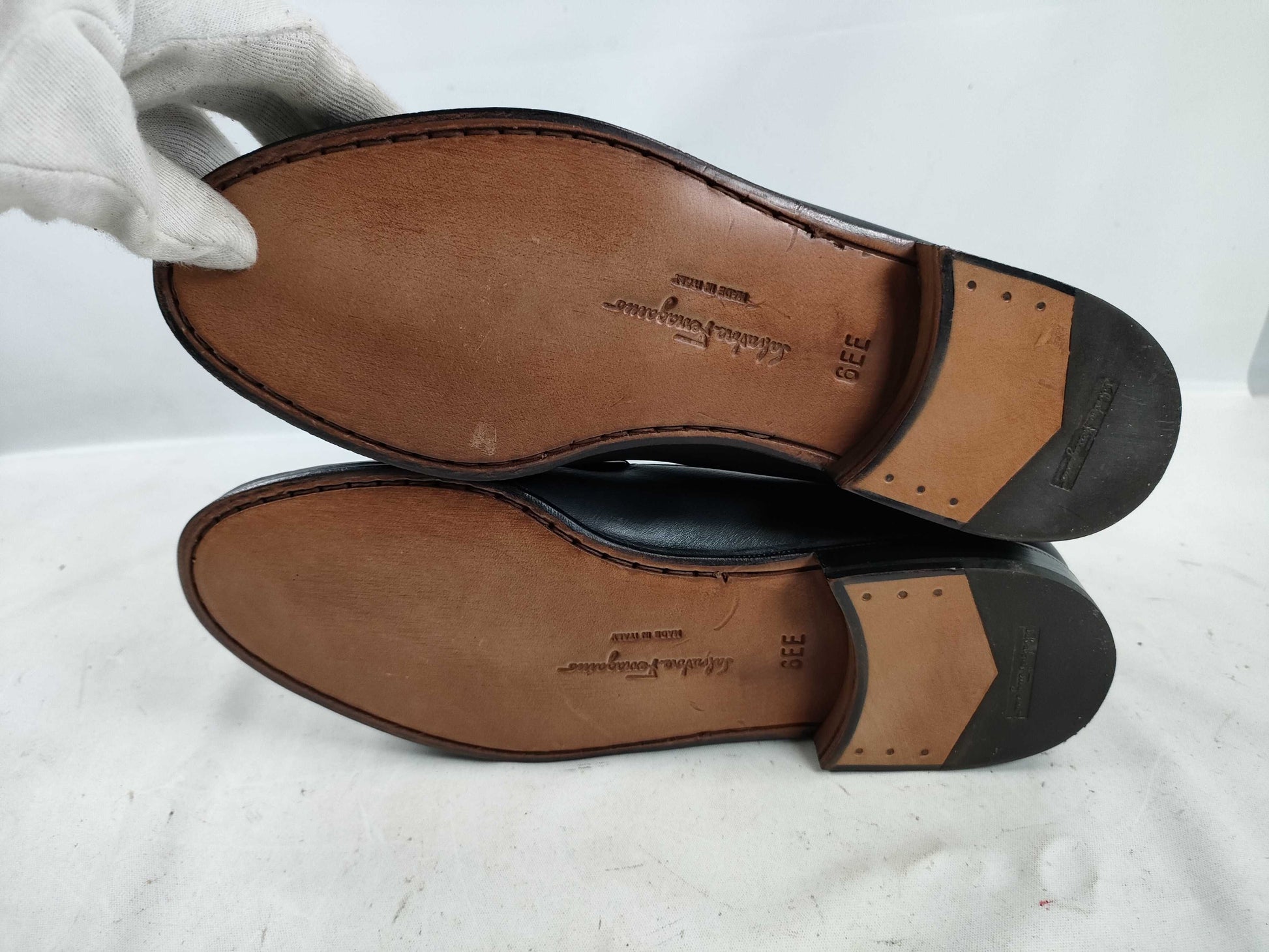 Salvatore Ferragamo Vara Loafers