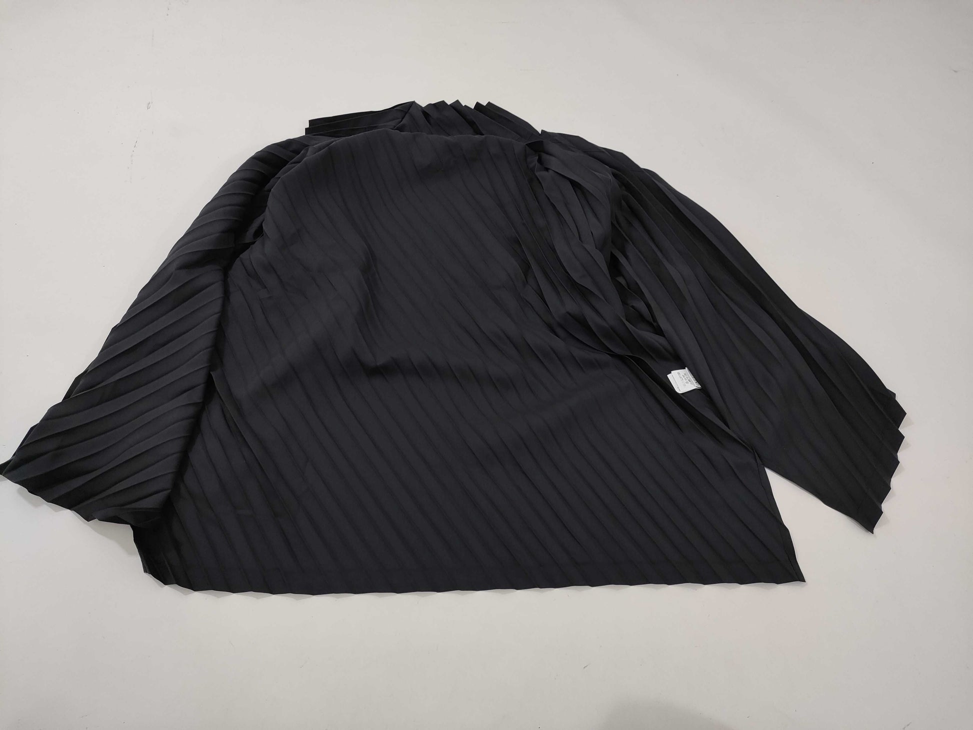 ISSEY MIYAKE me/Tops Tops