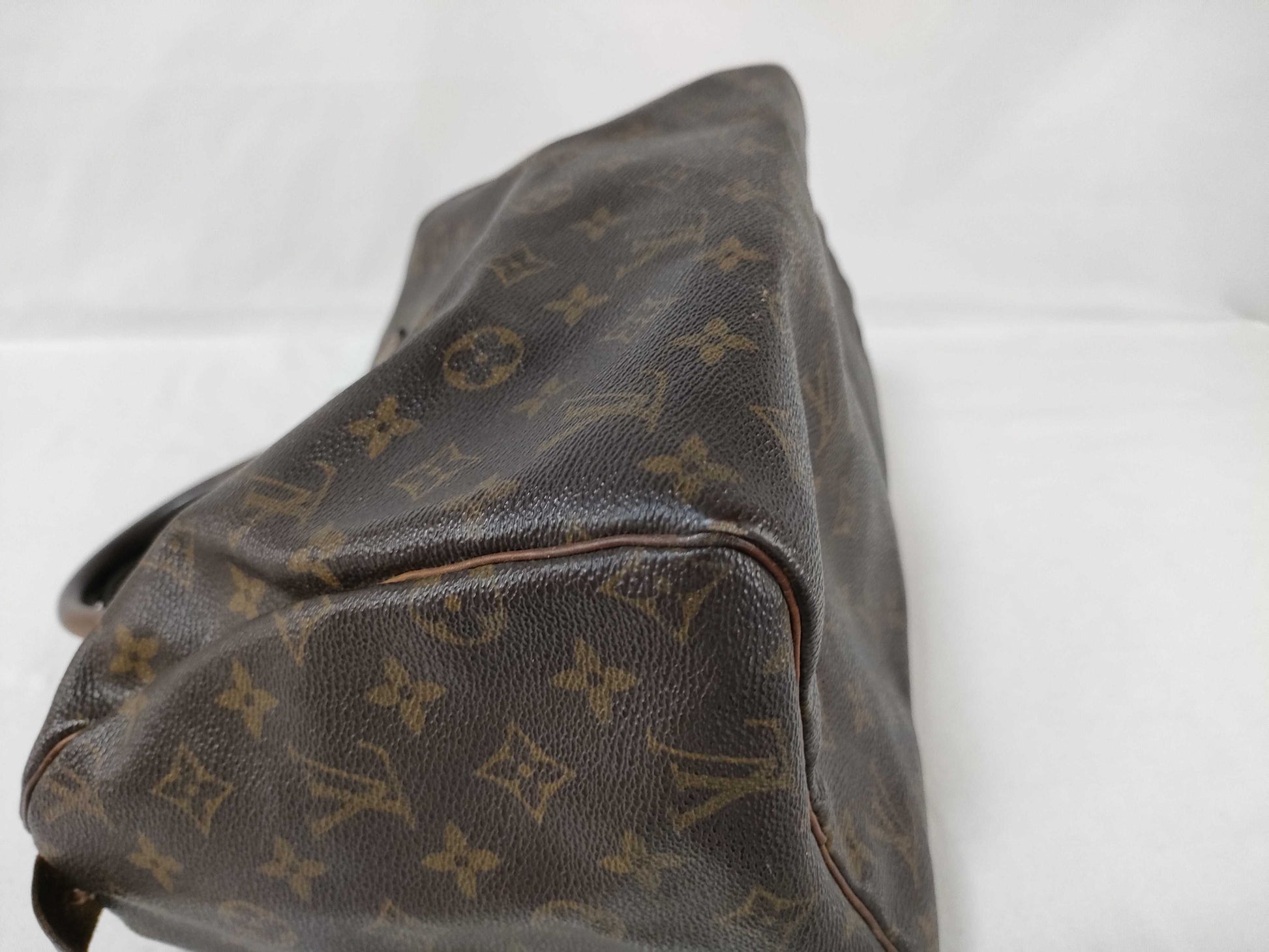 LOUIS VUITTON M41526 Monogram Old Speedy 30 Handbag