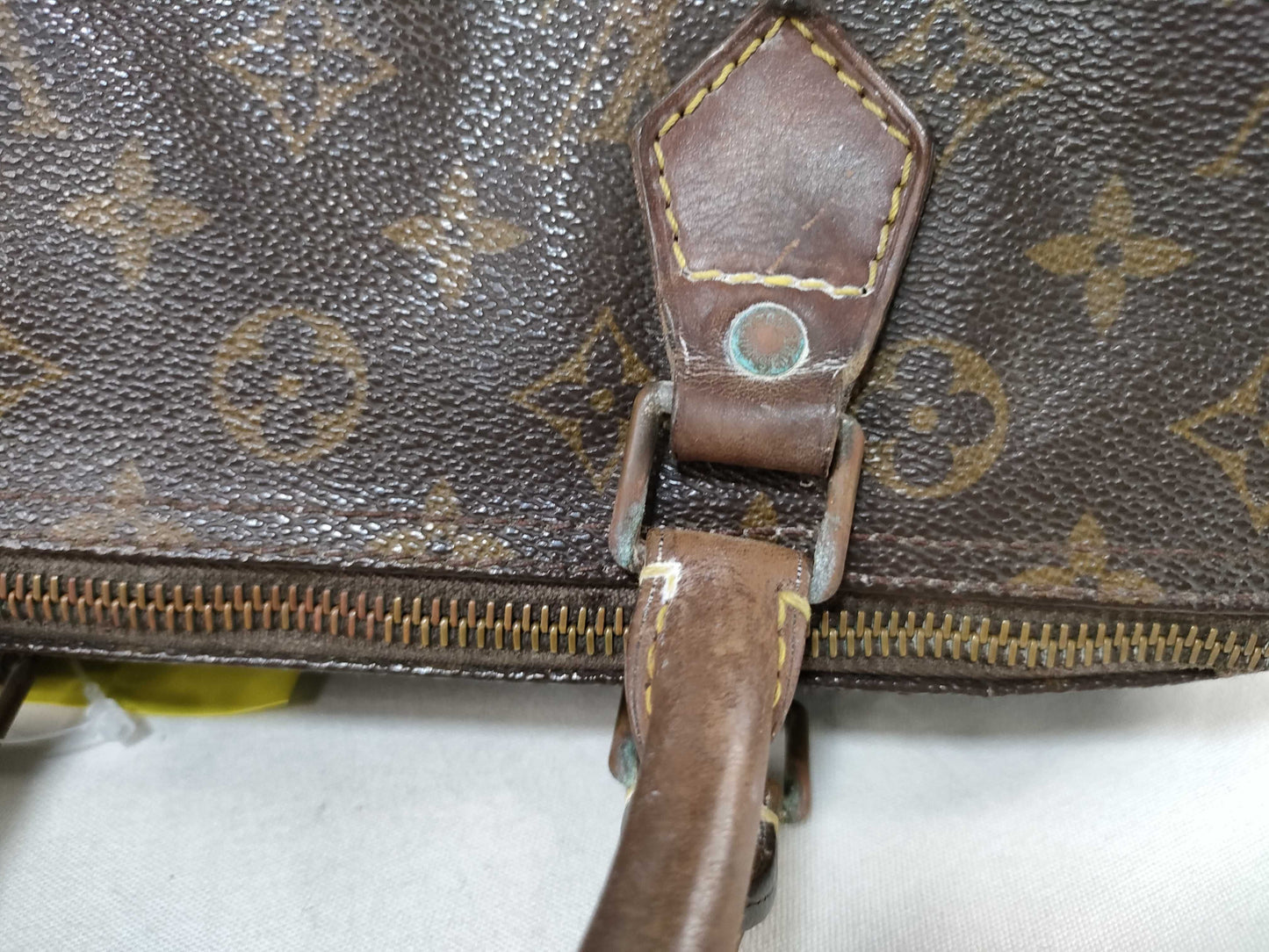 LOUIS VUITTON M41526 Monogram Old Speedy 30 Handbag