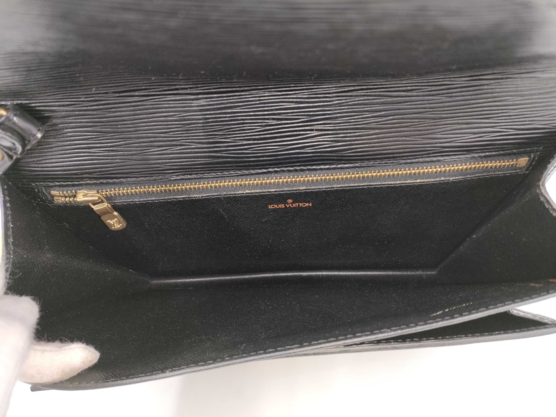 LOUIS VUITTON Epi M52612 Serie Dragonne Second Bag