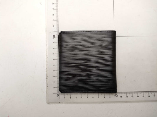 LOUIS VUITTON Epi Bifold Wallet