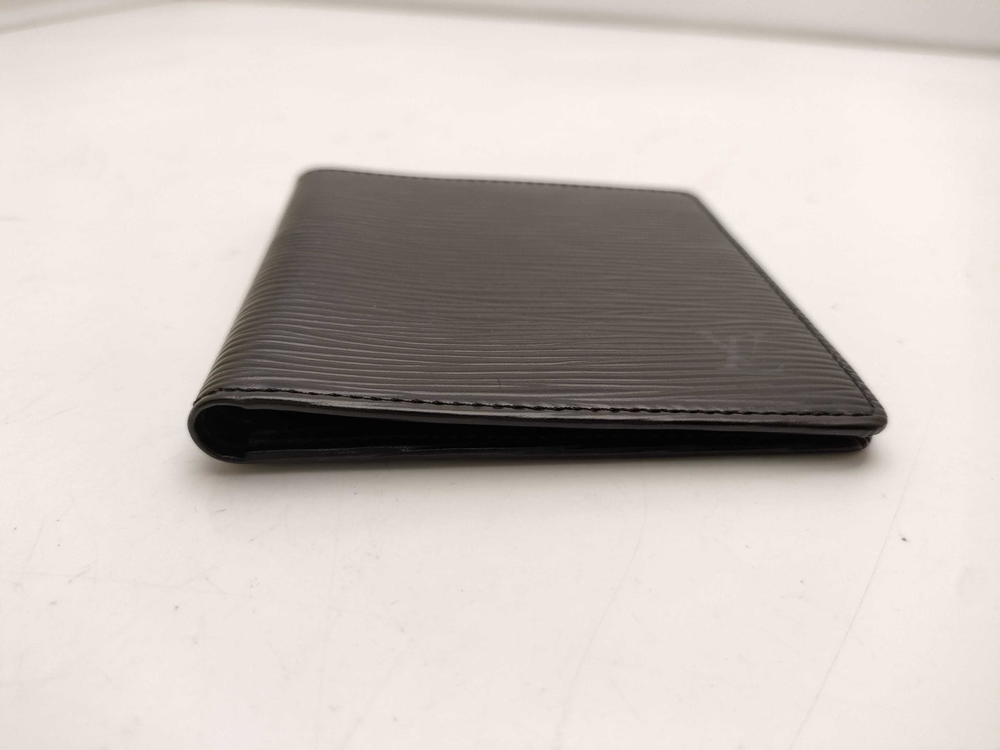 LOUIS VUITTON Epi Bifold Wallet