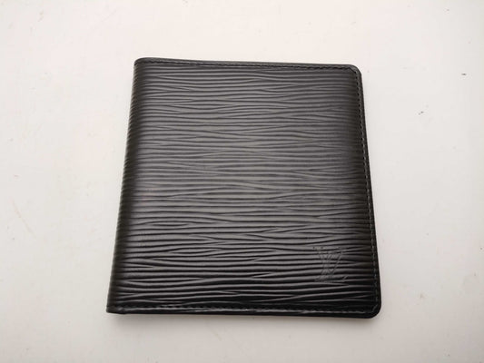 LOUIS VUITTON Epi Bifold Wallet