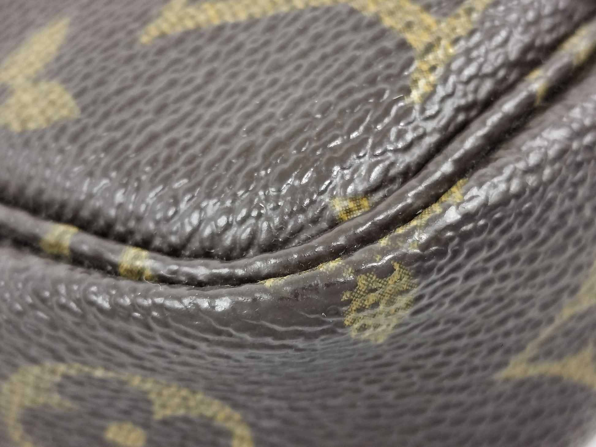 LOUIS VUITTON SL0061 Monogram M40712 Pochette Accessoires Handbag with ST