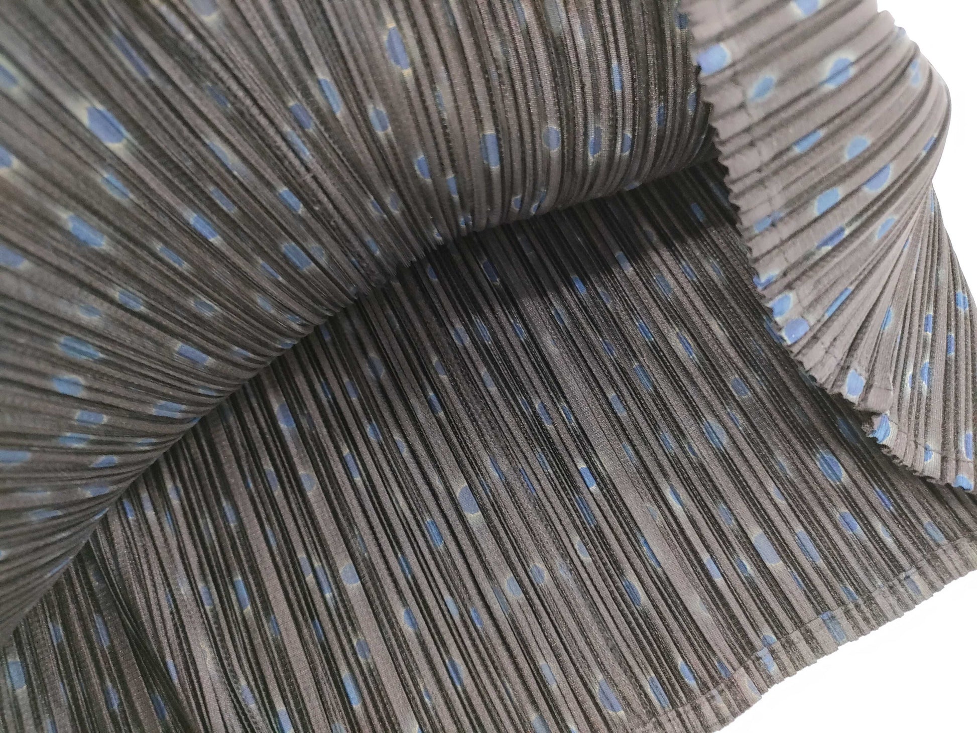 ISSEY MIYAKE Pleats Please Tops Tops