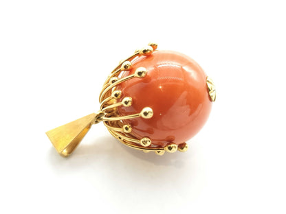 Coral pendant top 18.7mm diameter, 14.9g, 18K gold