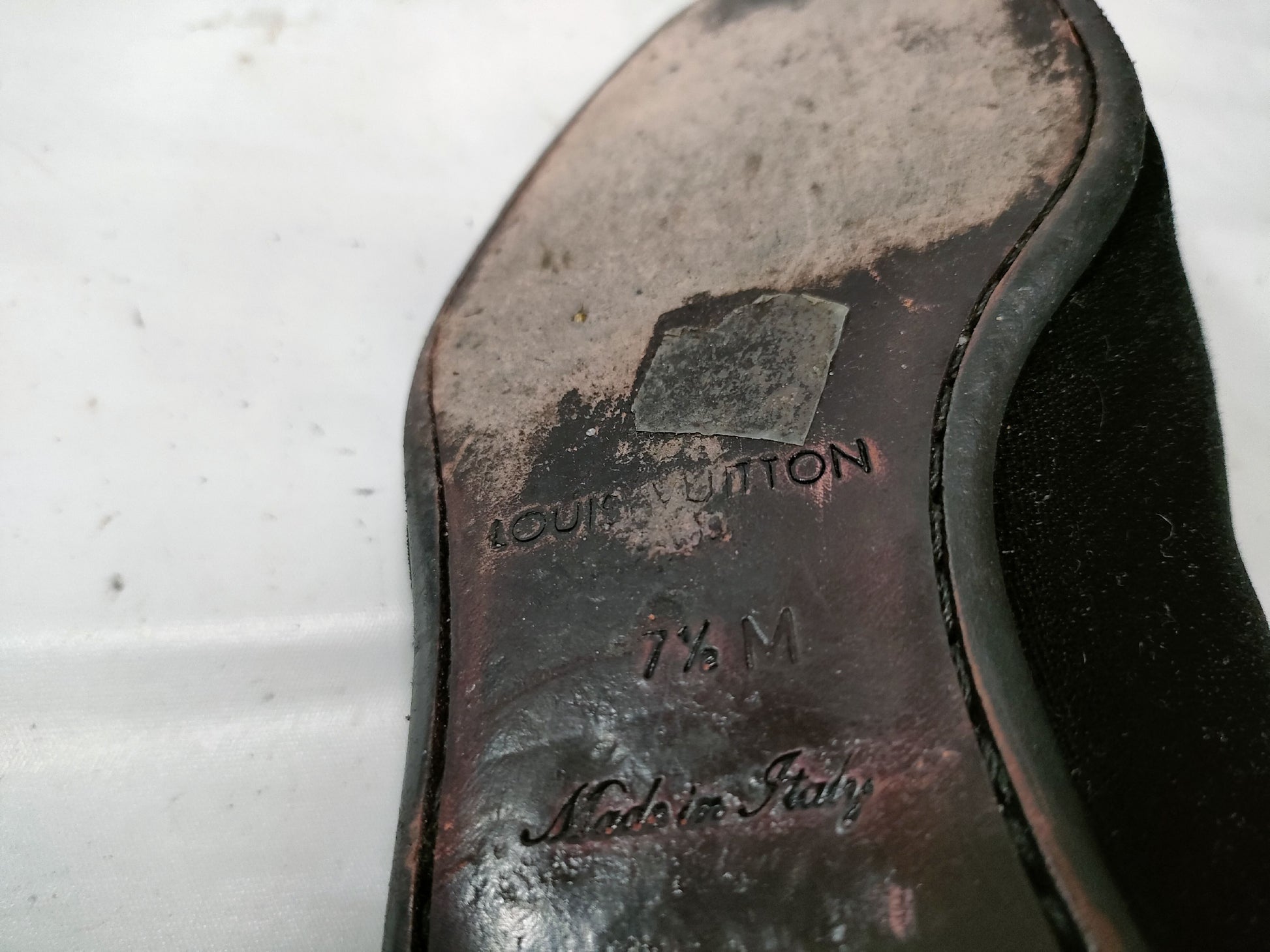 LOUIS VUITTON Triple V Suede Black Loafers