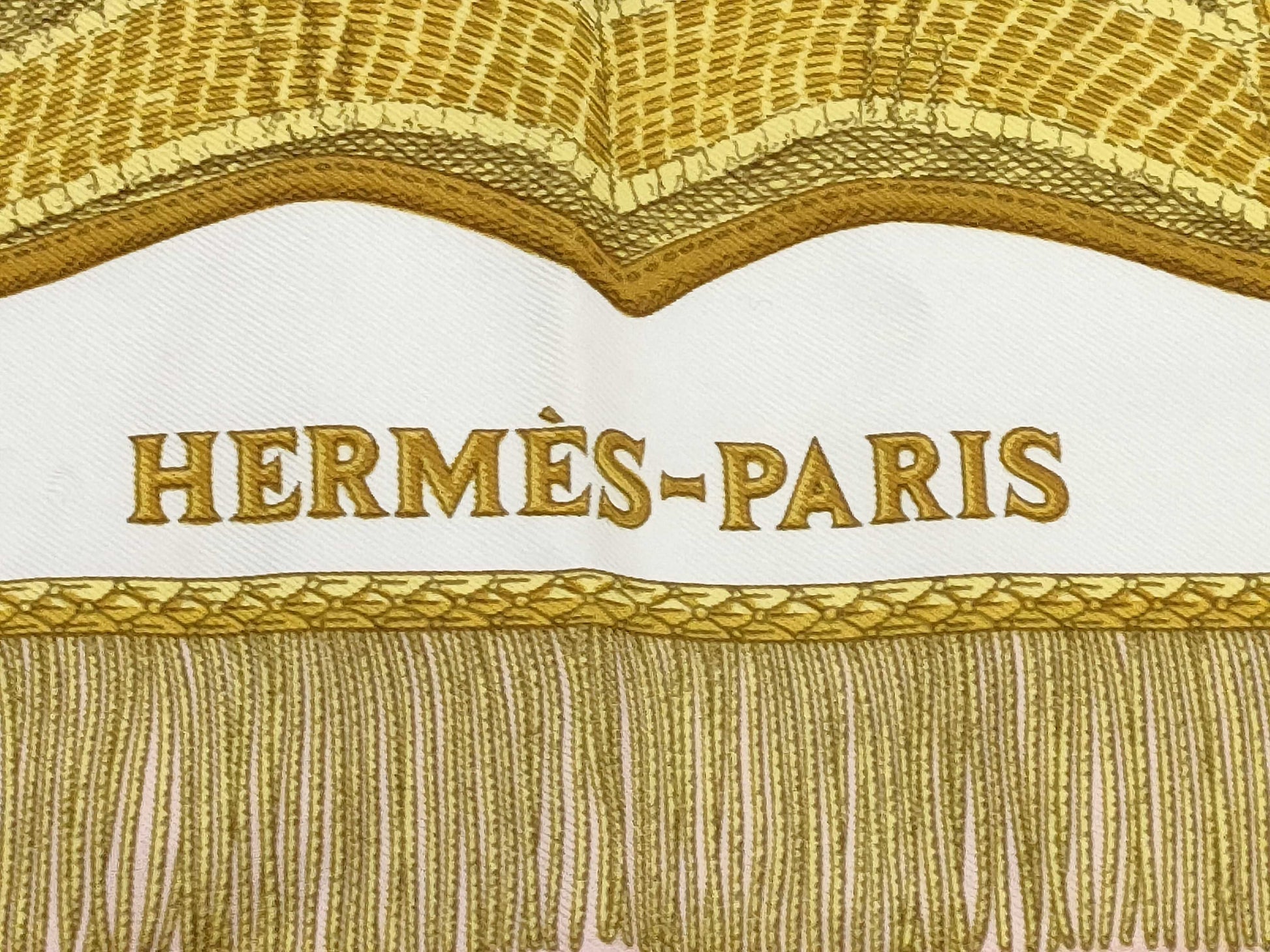 HERMES Carre Carre 90 Pink Scarf 