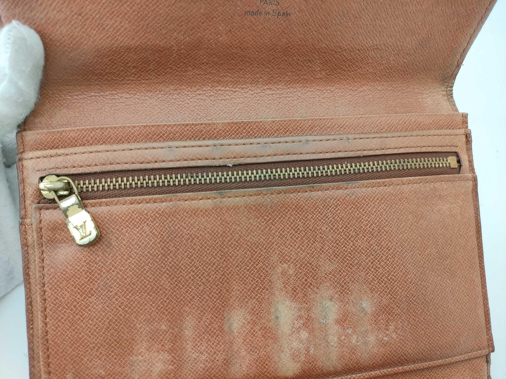 LOUIS VUITTON Monogram Wallet 