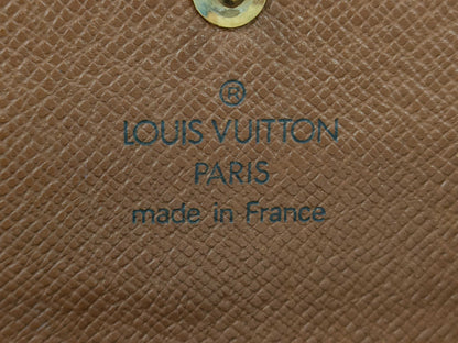 LOUIS VUITTON Monogram M61217 Portefeuille International Wallet