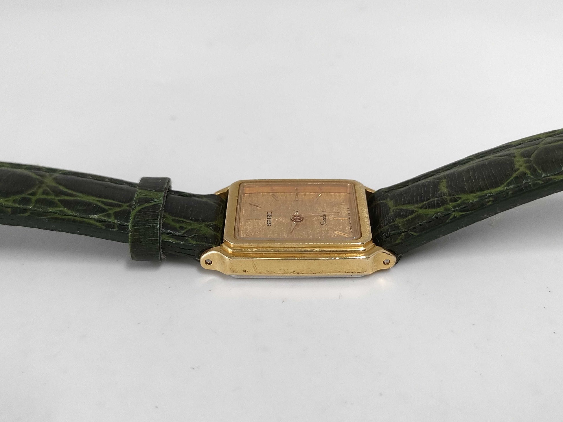 SEIKO 4N21-5050 QZ Women's Watch 
