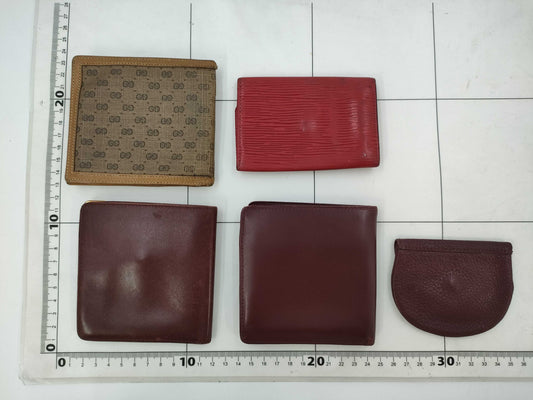 5 wallets/accessories from Louis Vuitton, Gucci, Cartier, etc. Other accessories