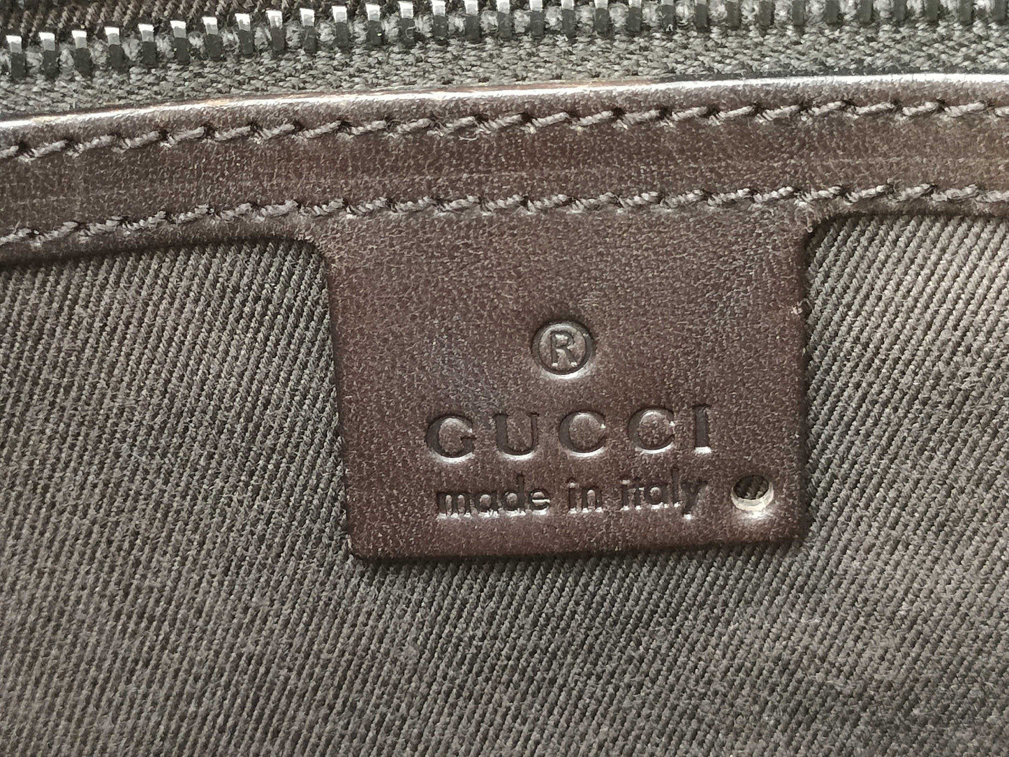 GUCCI GG Canvas One-Shoulder Bag 106242