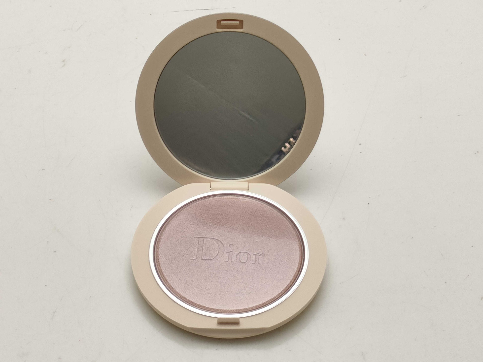 Dior Skin/Forever Glow Cushion Foundation Other Accessories