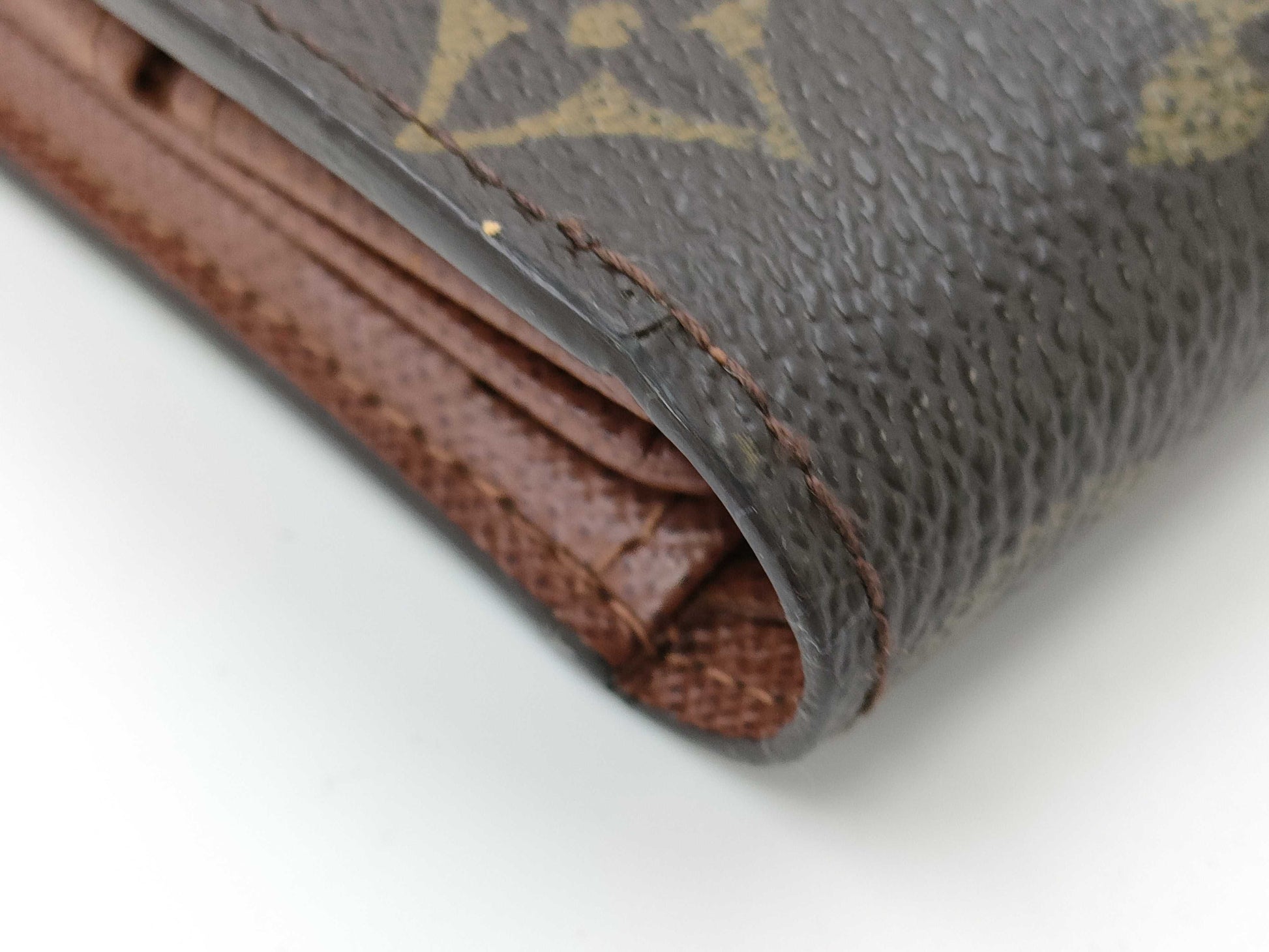 LOUIS VUITTON Monogram Portefeuille Magellan Wallet