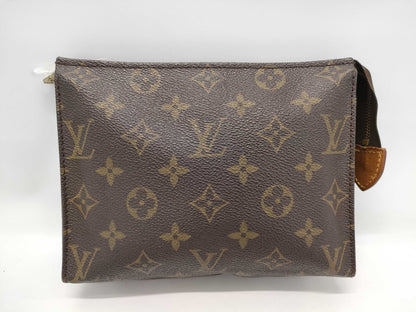 LOUIS VUITTON Monogram M47544 Poche Toilette 19 Pouch