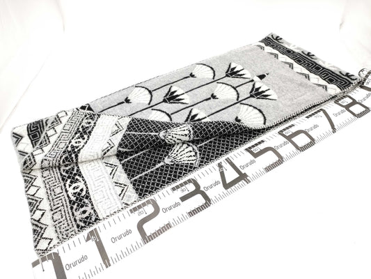 CHANEL scarf with Coco mark, cashmere, and tag