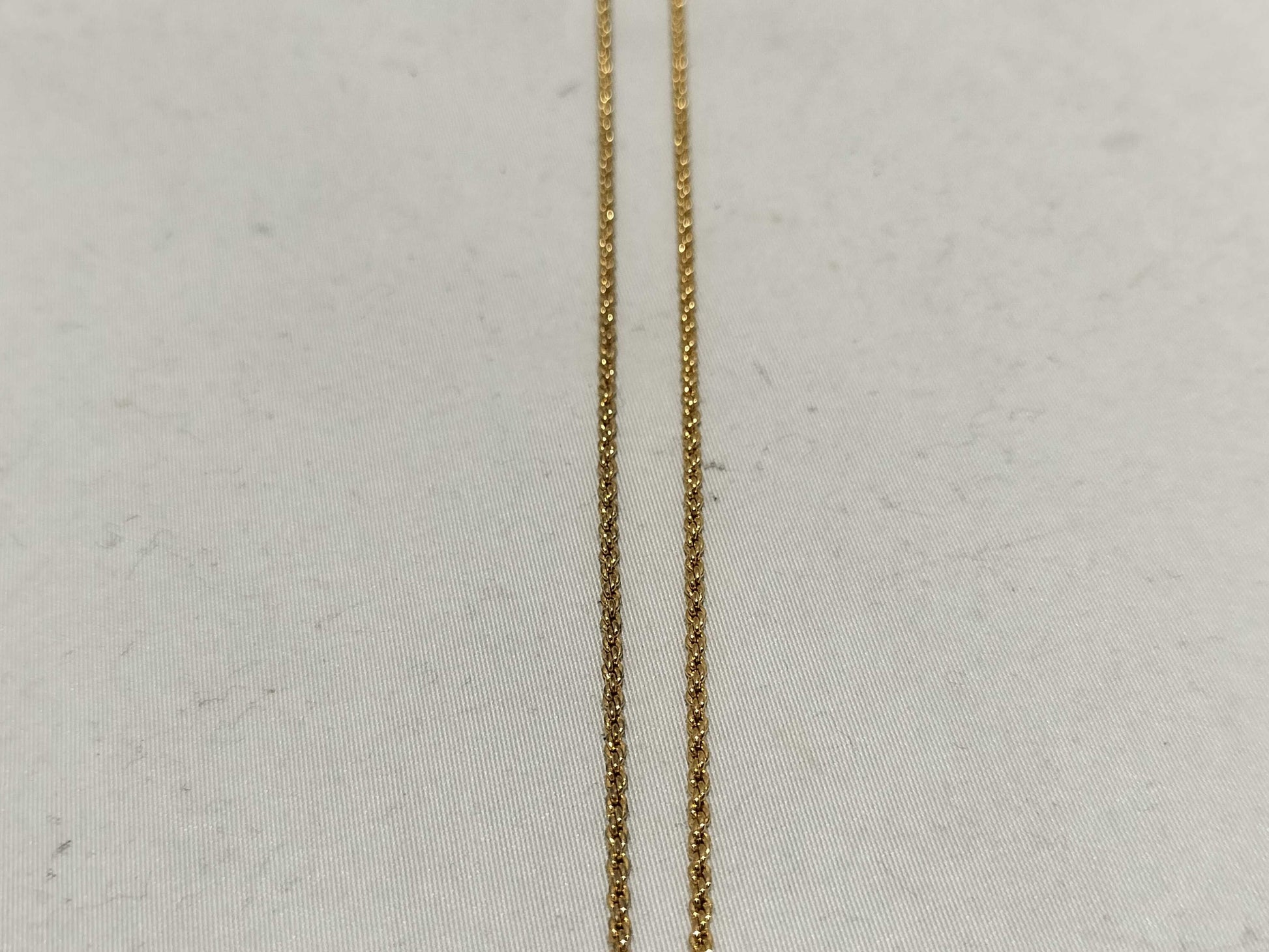 Dior logo necklace necklace