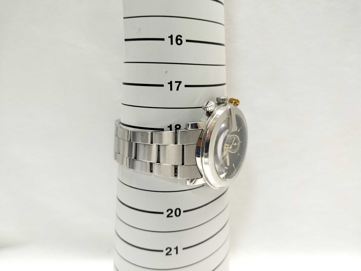 GUCCI 101M Men's Watch