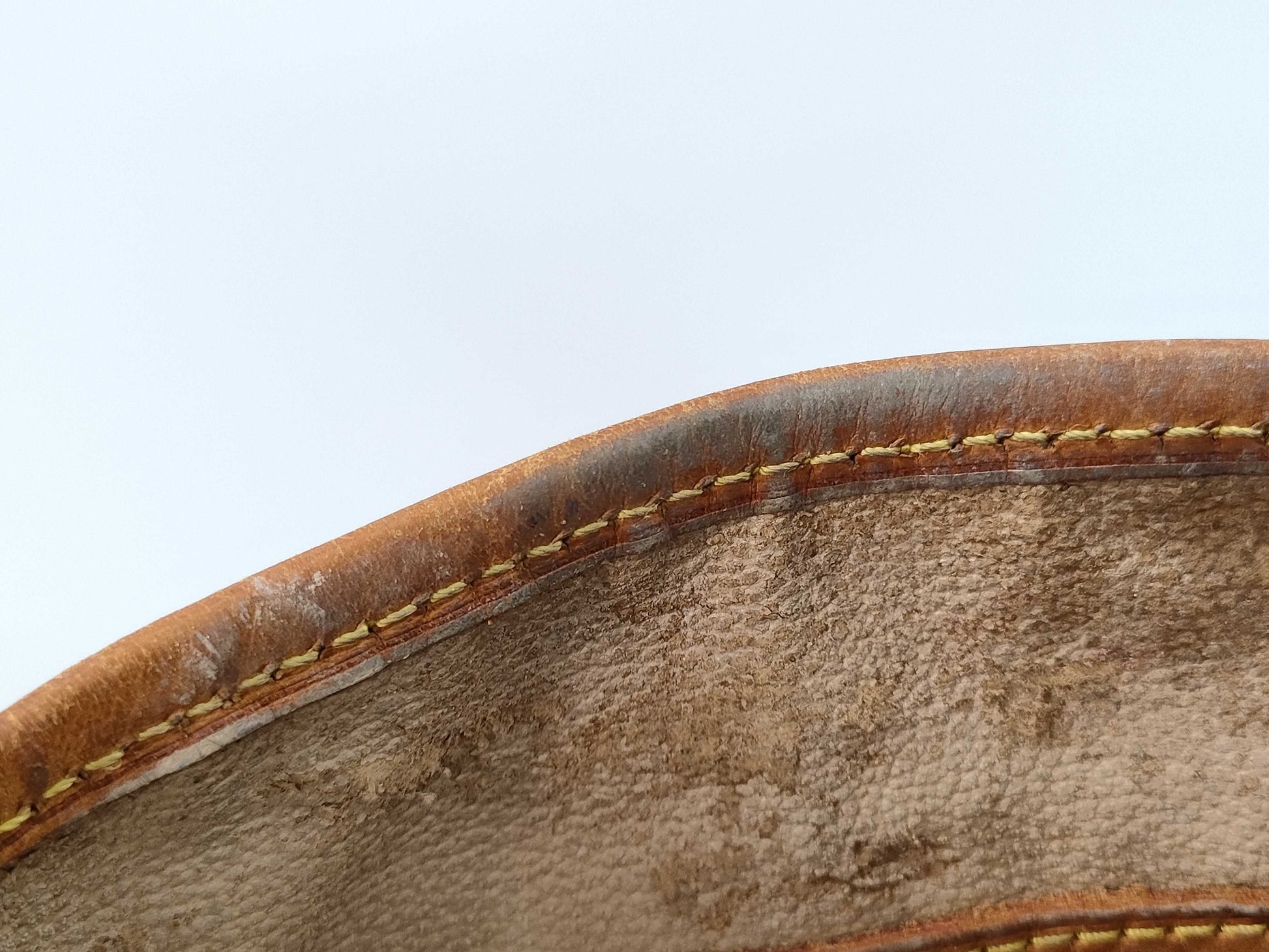 LOUIS VUITTON Monogram Petit Bucket Tote Bag with Pouch