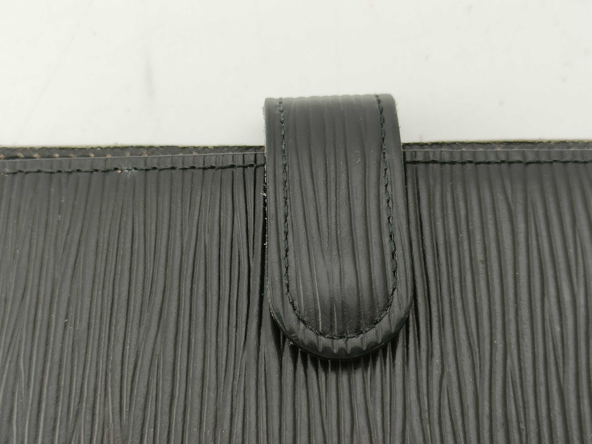 LOUIS VUITTON Epi Agenda 2-piece notebook cover