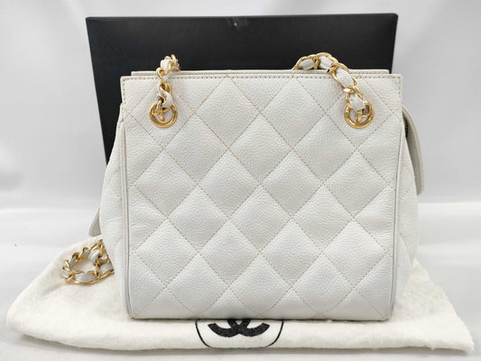 CHANEL Caviar Skin Chain White Shoulder Bag