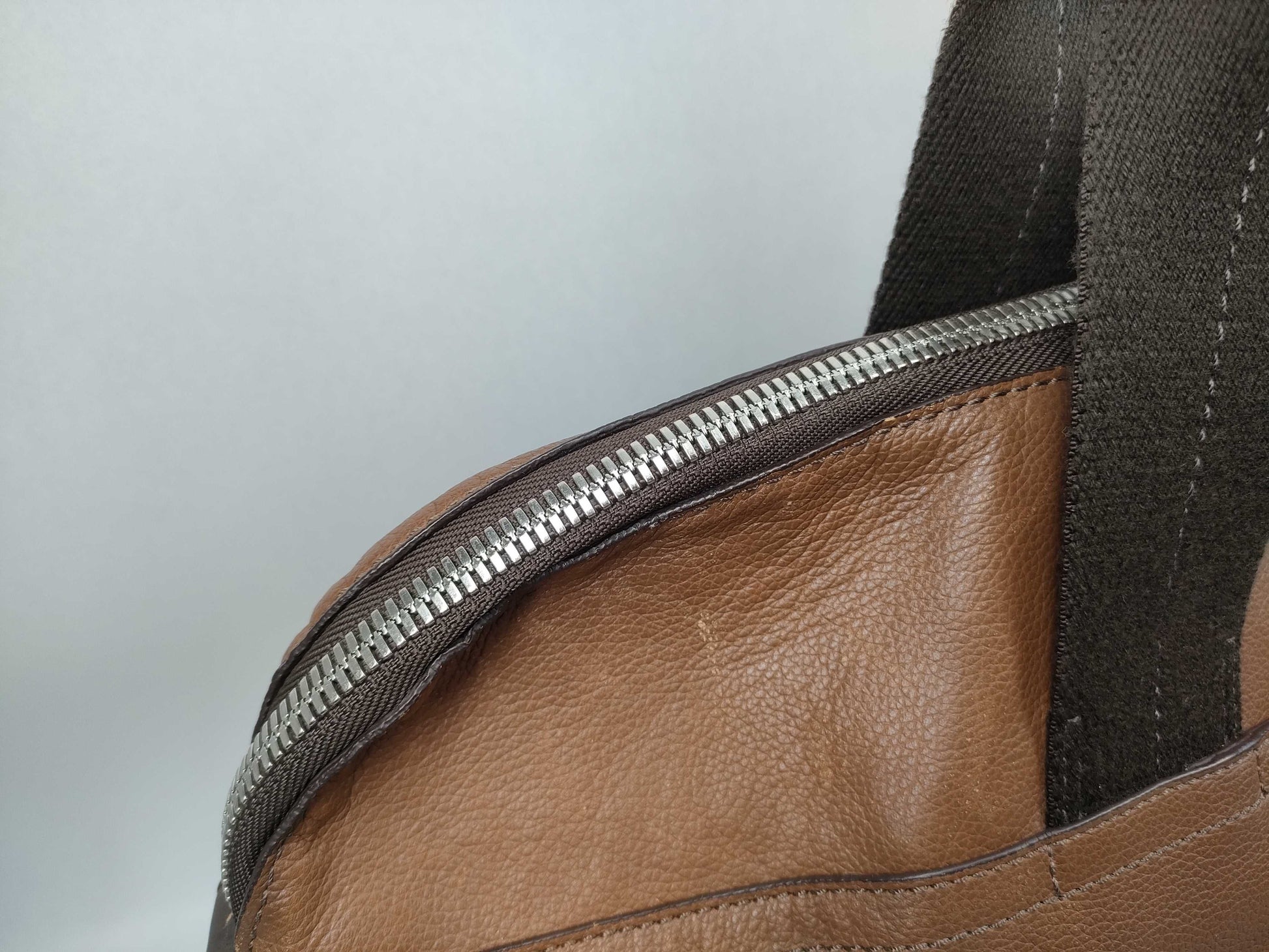 COACH 1082-77183 Boston Brown Boston Bag