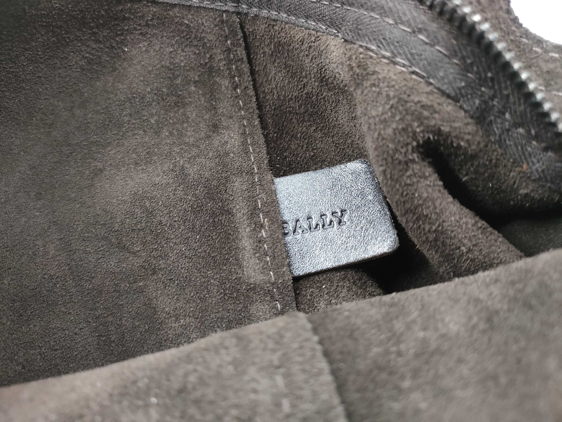 BALLY suede shoulder bag