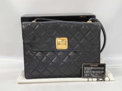 CHANEL Lambskin Matelasse Crossbody Shoulder Bag